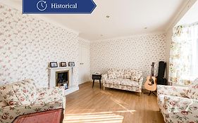 George Harrison'S Former 3Bed Home In Liverpool